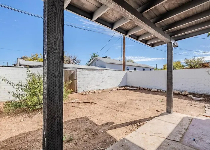 Duplex By Renter Holiday home *