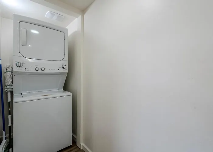 Duplex By Renter Tucson