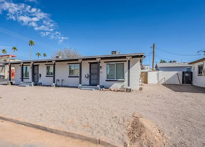 Duplex By Renter Holiday home