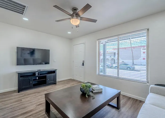 Duplex By Renter *