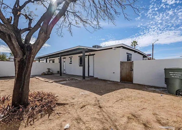 Duplex By Renter * Tucson