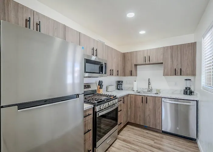 Duplex By Renter Holiday home