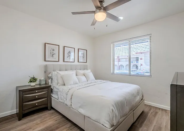 Duplex By Renter *